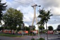 Koelner Seilbahn Gondel blieb haengen Koeln Linksrheinisch P697